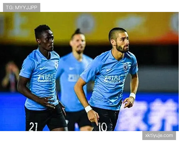 恩昆库的多位置适配性如何支撑前场自由人战术角色？
